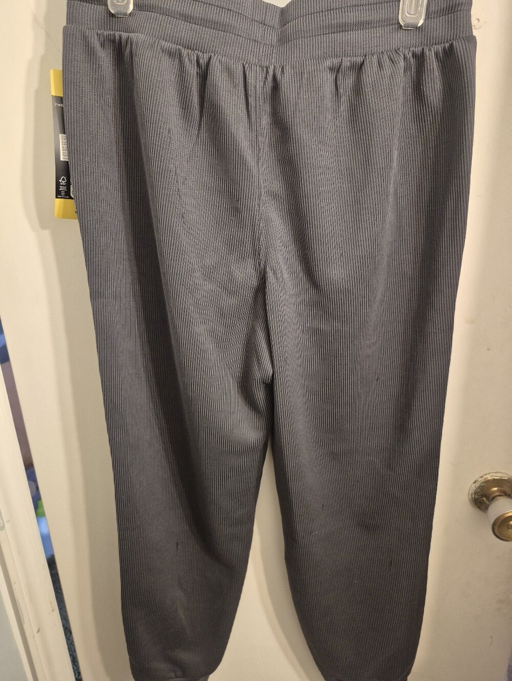 Kirkland Signature Charcoal Ribbed Drawstring Joggers - Picture 2 of 2